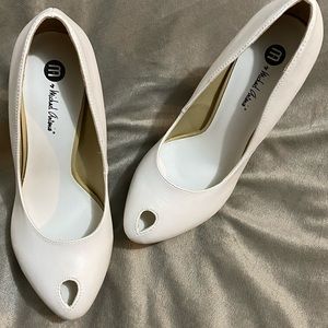 Michael Antonio Kovie-pu Teardrop platform pump